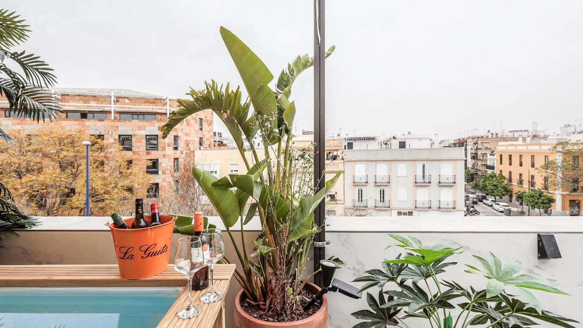 Apartamento Fantástico ático 2 hab y gran terraza privada Sevilla España