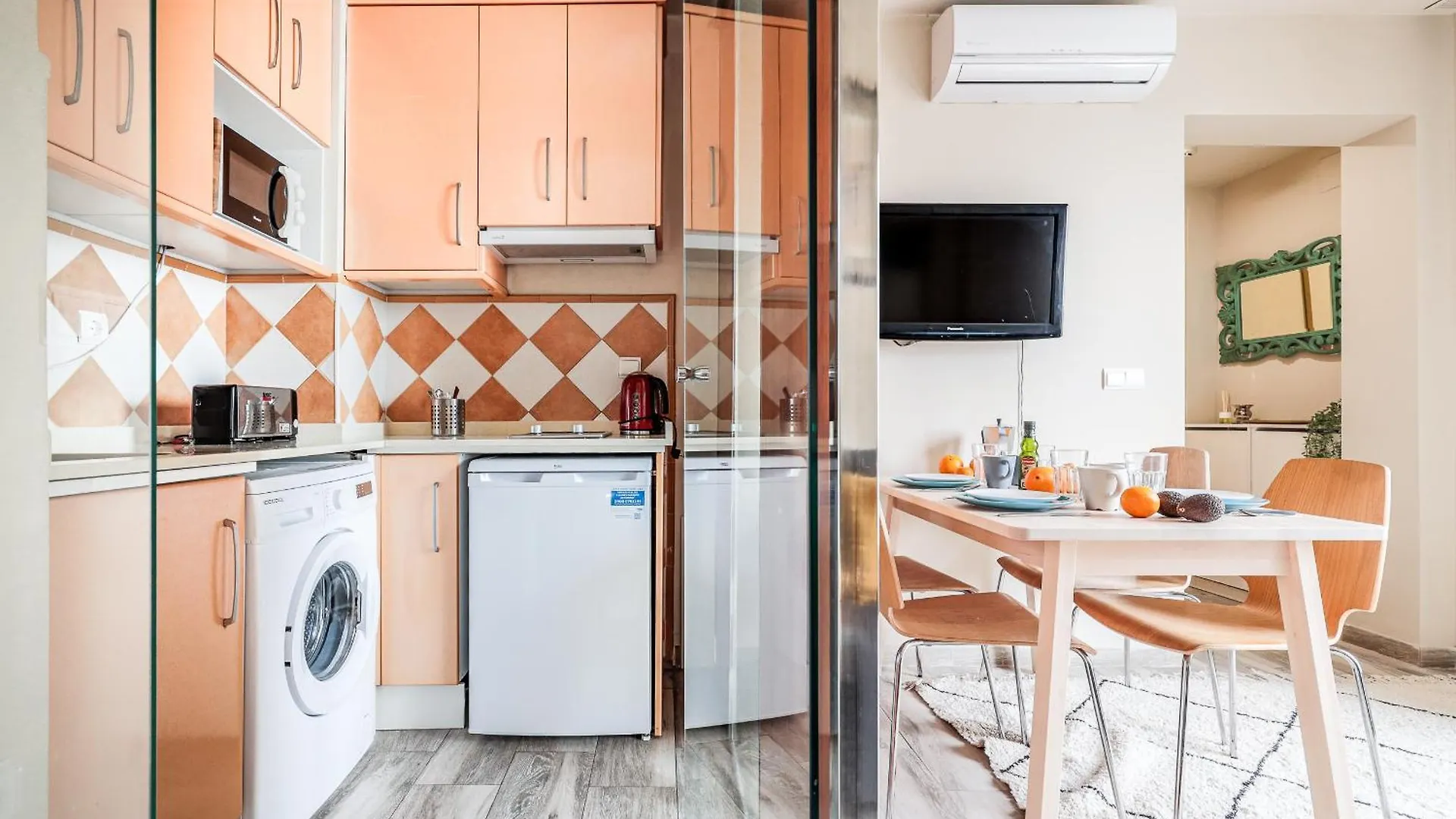 Apartamento Fantástico ático 2 hab y gran terraza privada Sevilla España