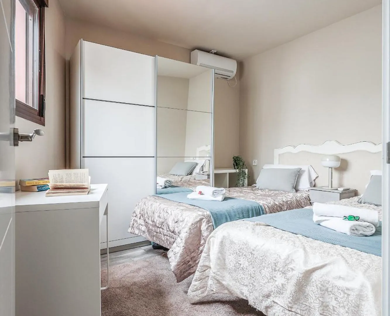 Fantastico Atico 2 Hab Y Gran Terraza Privada Apartment Seville
