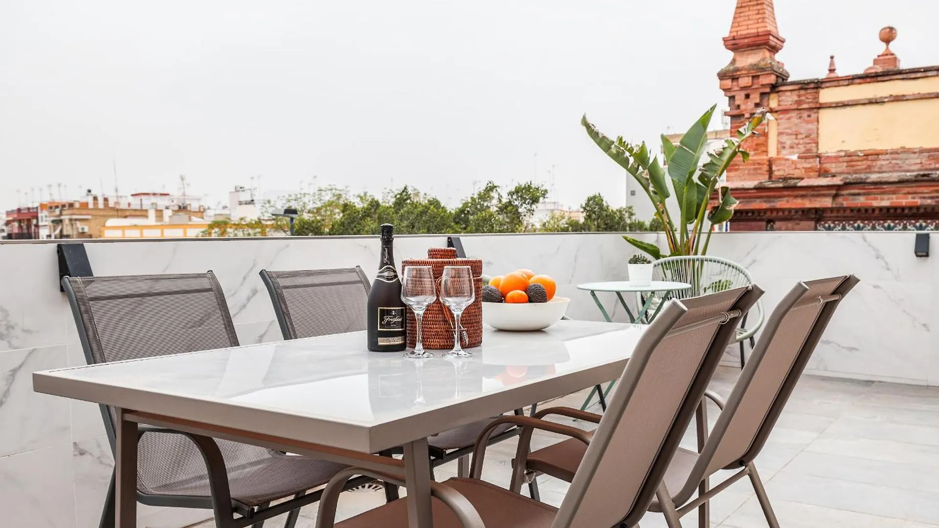 Fantastico Atico 2 Hab Y Gran Terraza Privada Apartment Seville