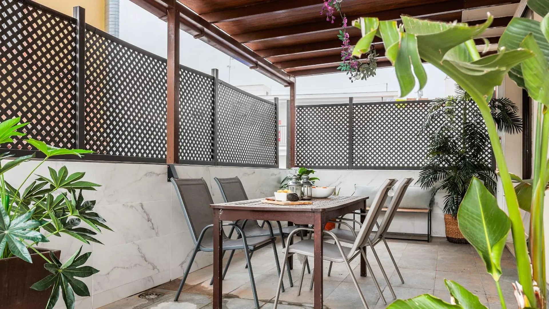 Fantastico Atico 2 Hab Y Gran Terraza Privada Apartment Seville 0*,